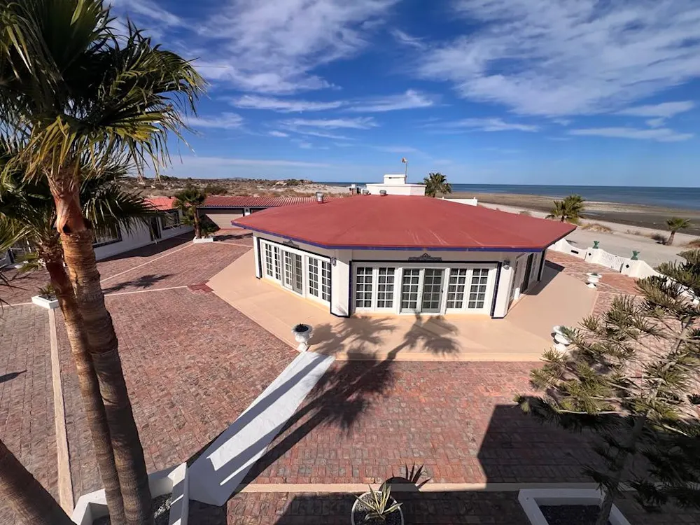 Steve and Deanna’s latest ‘sit is by the beautiful Sea of Cortez in Baja California, Mexico.
