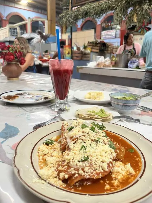 Dining at the mercado is an ideal way to immerse yourself in Oaxaca’s rich culinary scene.