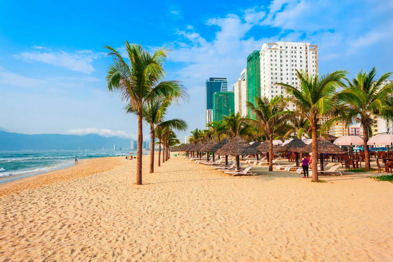 Bart found a beachside apartment in Da Nang for just $285/month.