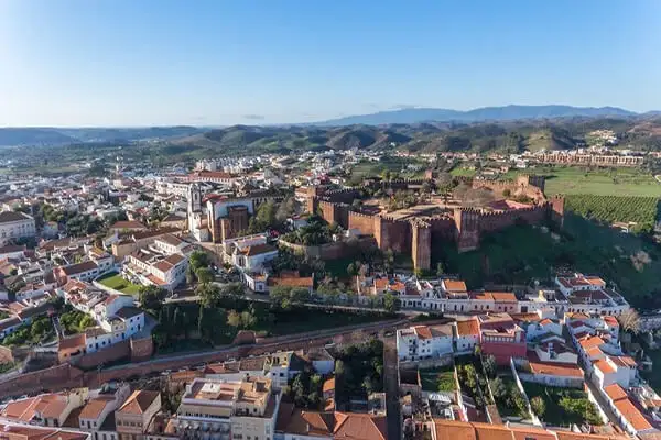 I’m working on a new deal located just minutes from the historic center of Silves on Portugal’s Algarve.
