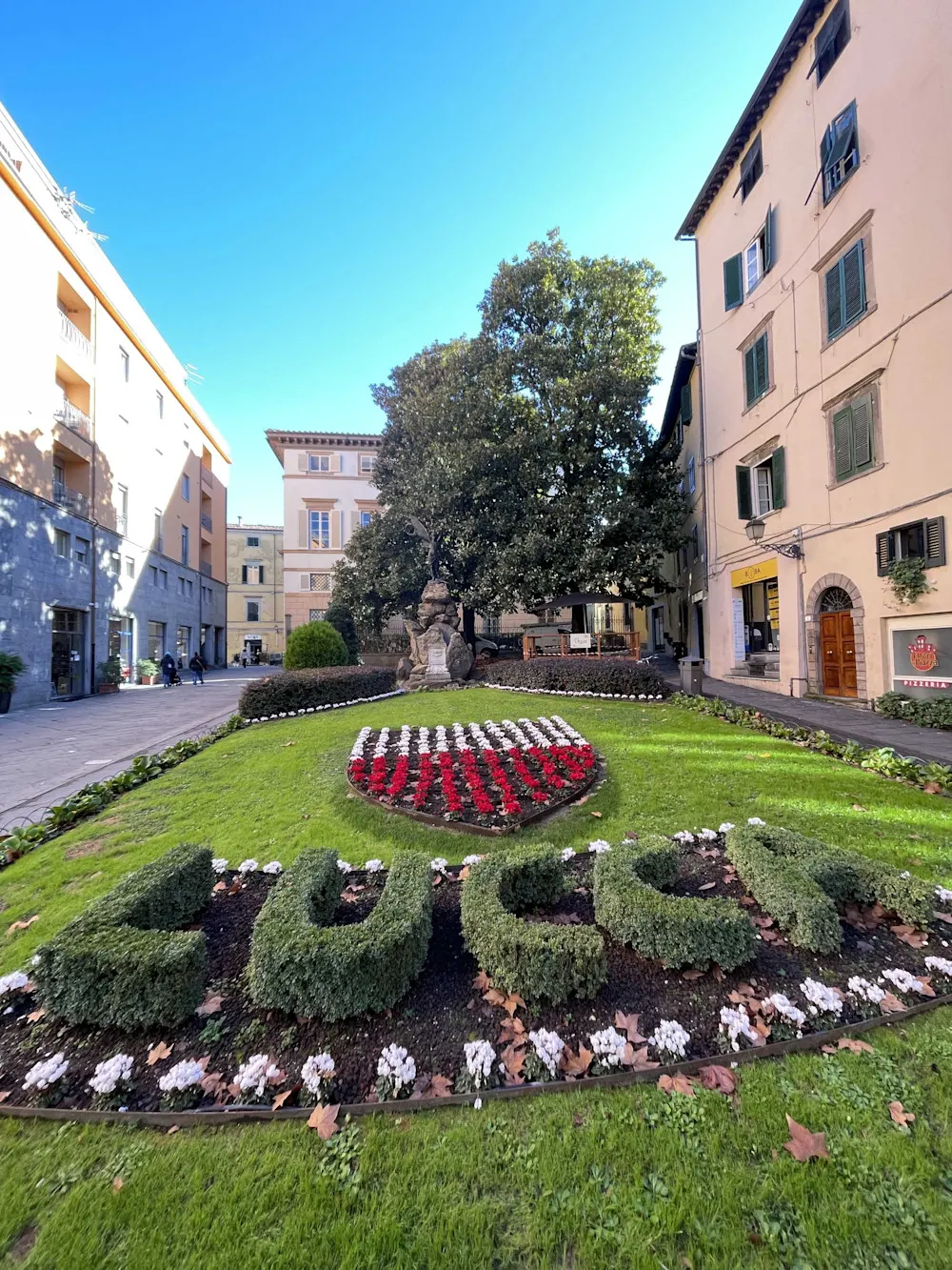 Lucia traded U.S. hustle for Italian piazzas, pasta, and peace.