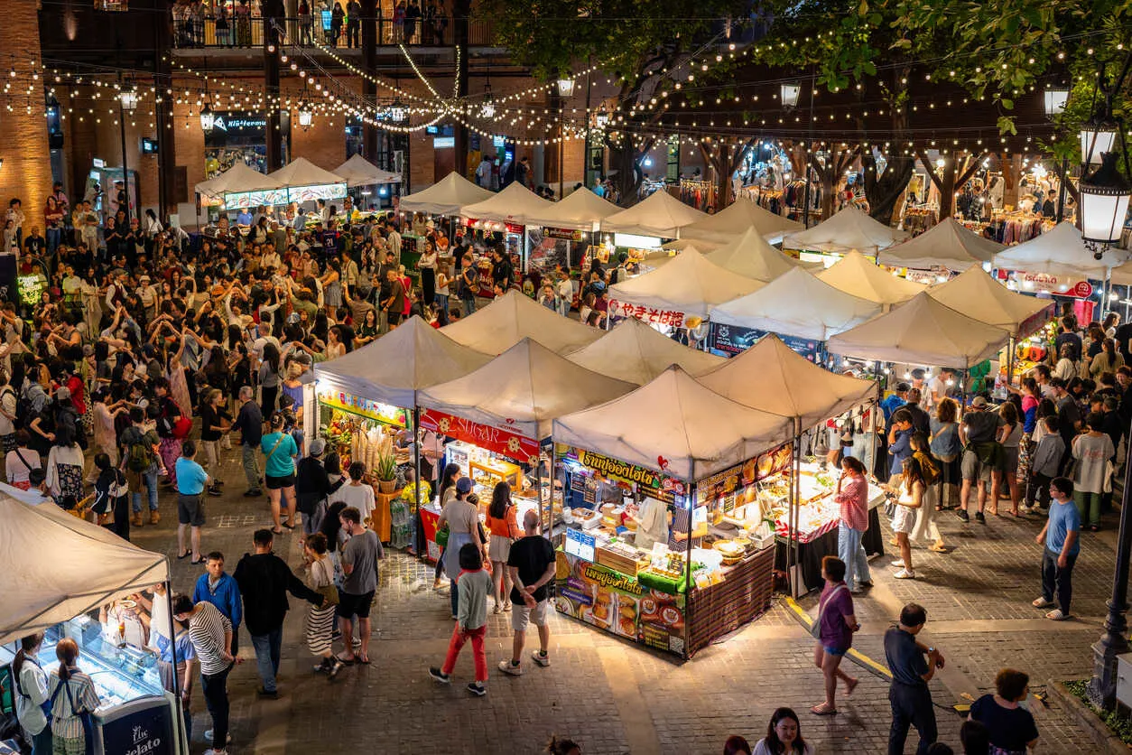 A laid-back mountain city with ancient temples, cooler weather, and one of Thailand’s strongest expat communities.