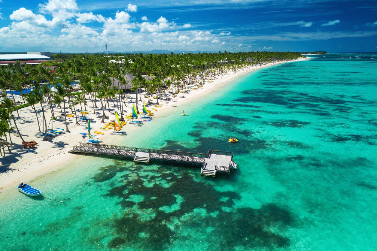 The DR’s Pensionado Visa offers residency for retirees with $1,500 monthly pension income.