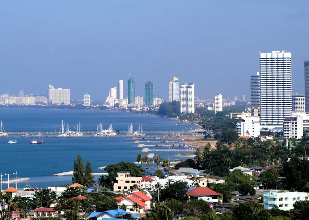 Looking toward Pattaya and Jomtien from Ban Amphur.
