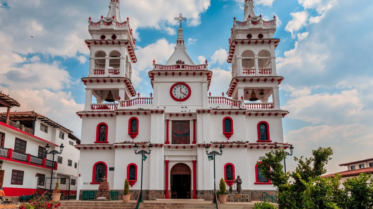 Parroquia San Cristobal church