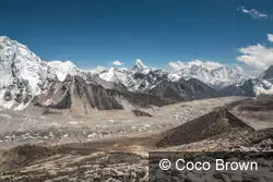 Mount Everest is undeniably one of the most stunningly beautiful natural attractions in Asia.