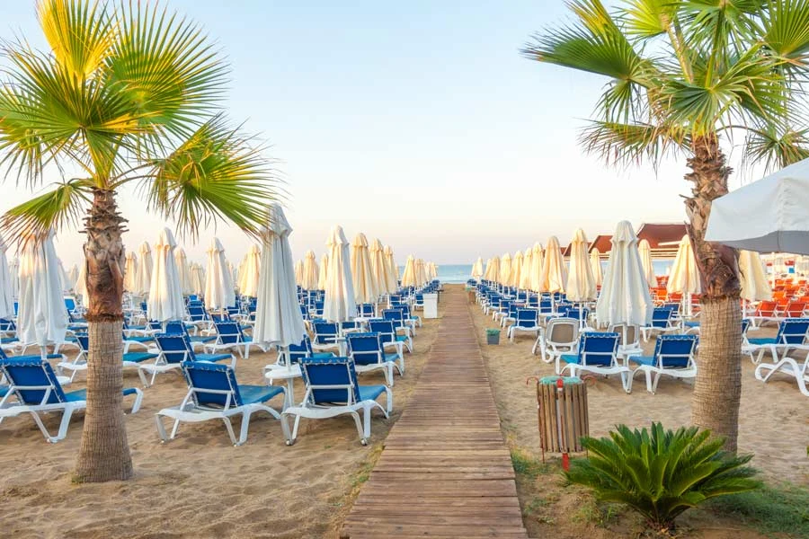 vacker-strand-i-side-900x600
