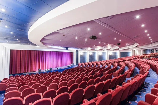 Teatersalong på MSC Lirica