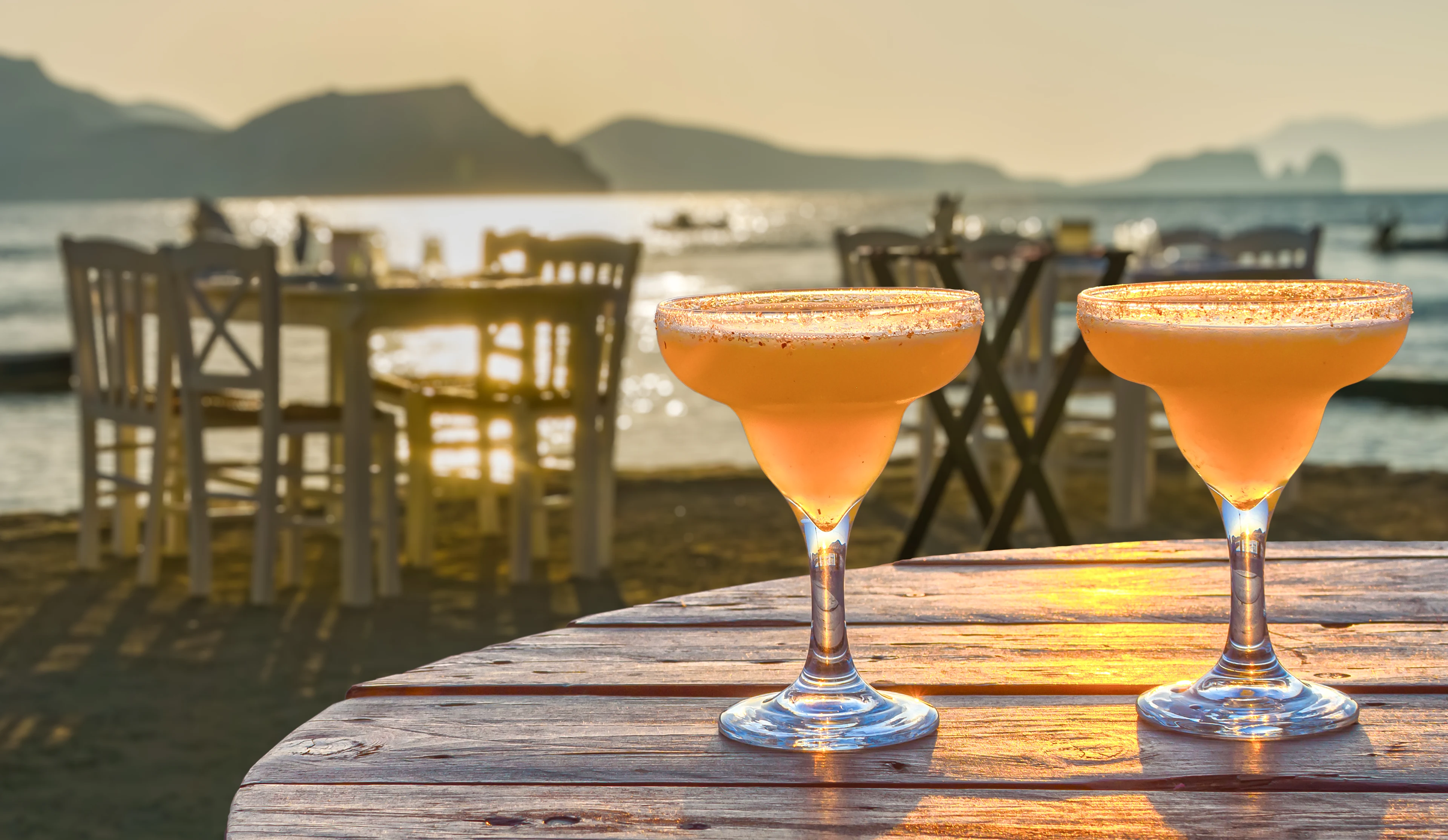 To glass frozen Margarita