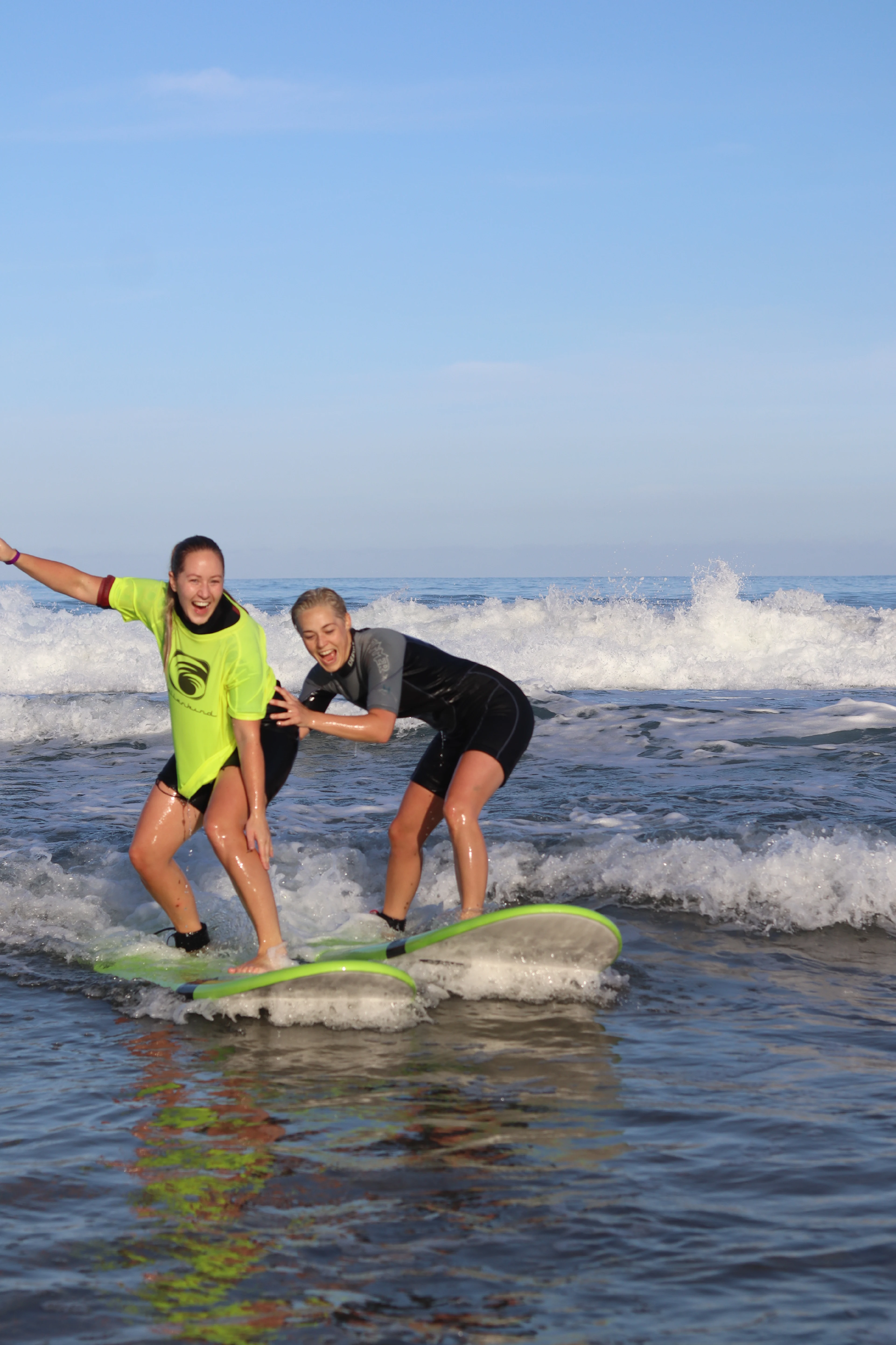 Surfing 