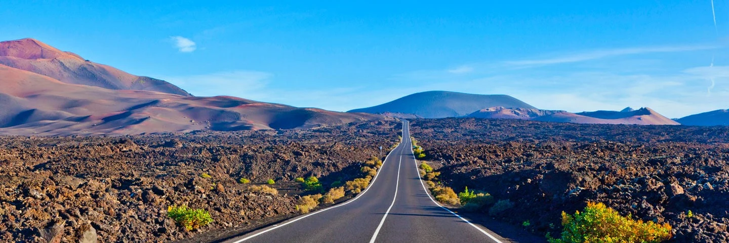 Lanzarote weg en landschap