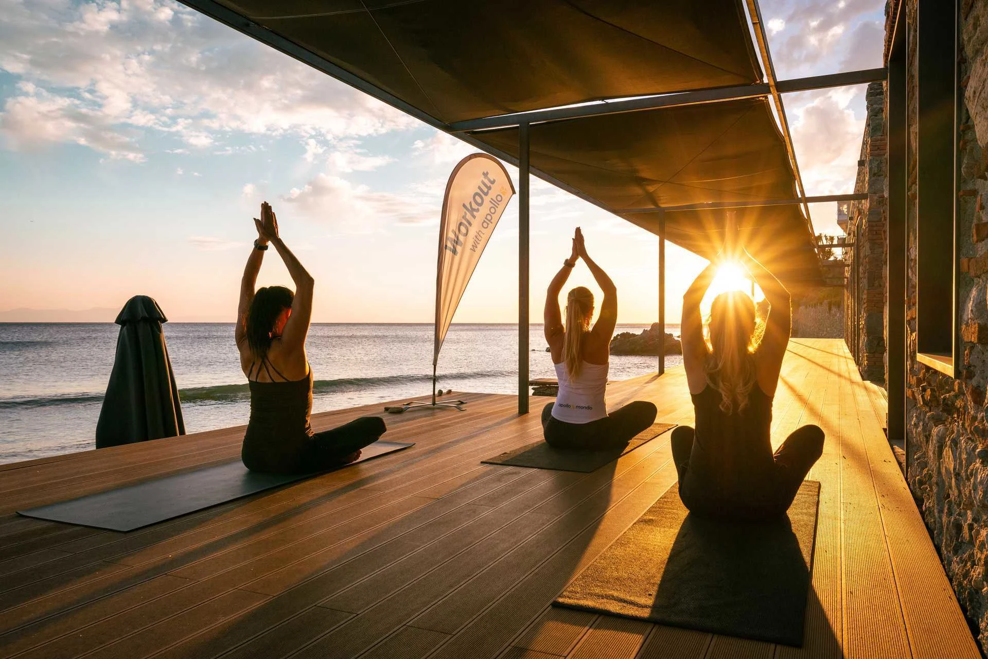 Yoga på Porto Plomari