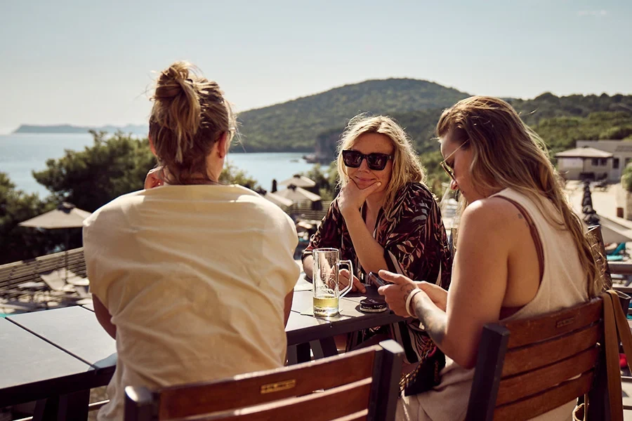 Poolbar häng