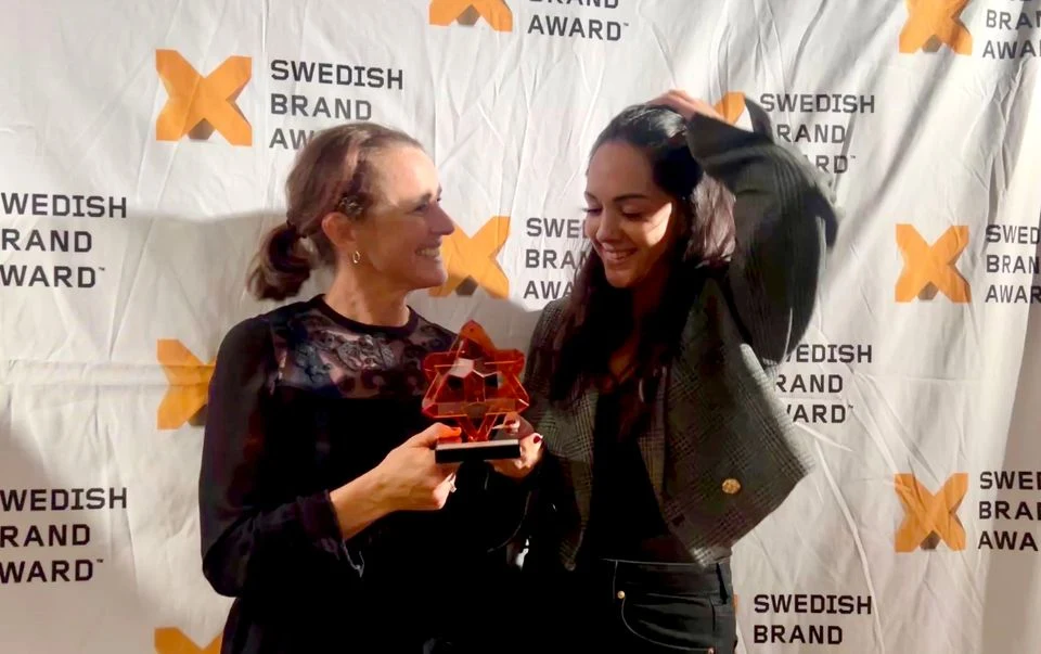 Sofia og Bea ved prisuddelingen for Sveriges bedste rejsebrand
