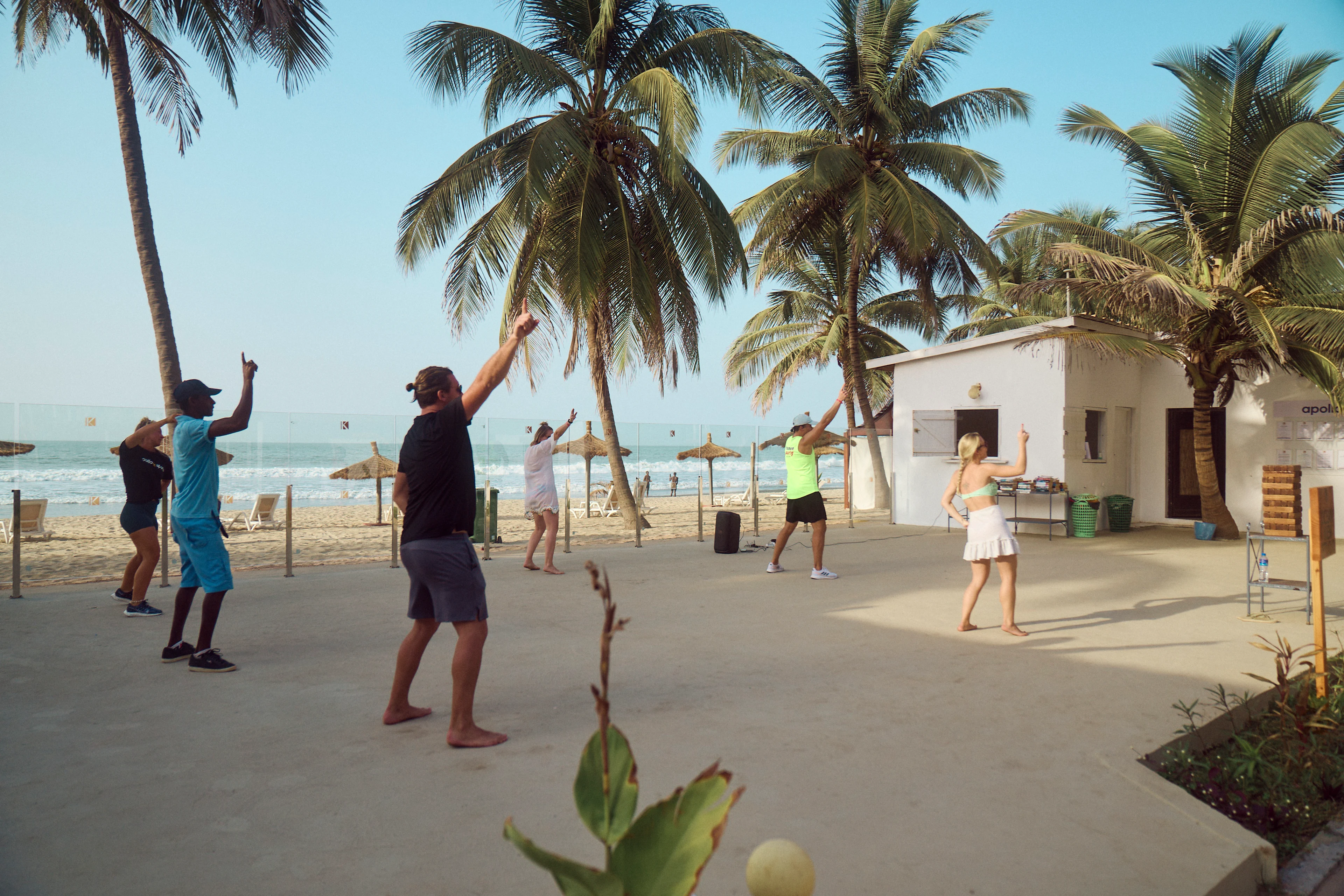 Dans på Kombo Beach Resort