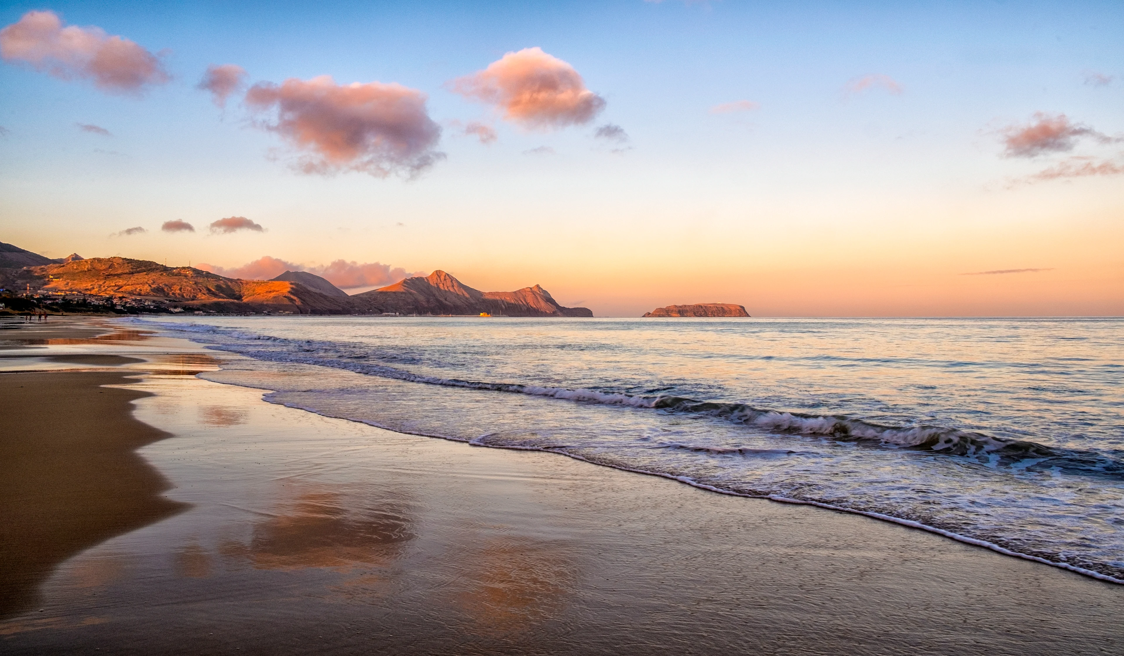 Solnedgång i Porto Santo på Madeira