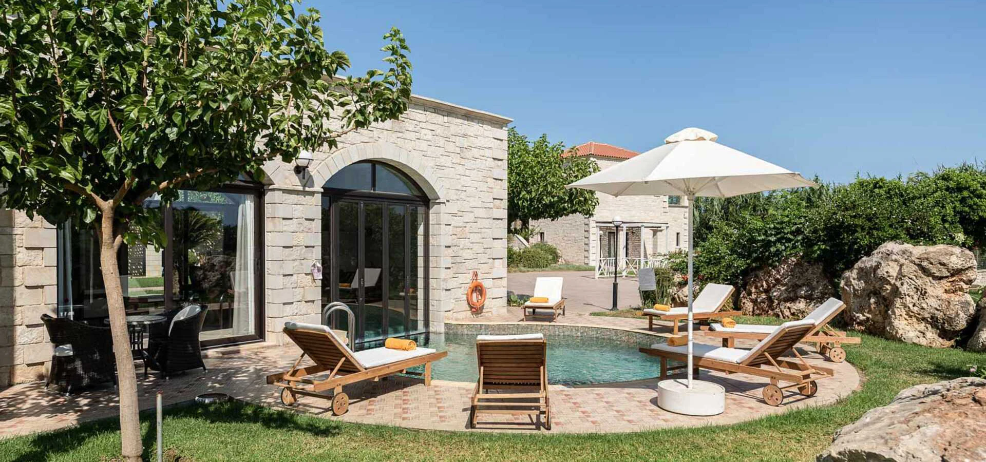 Nama-Seaside-Villas-Grekland