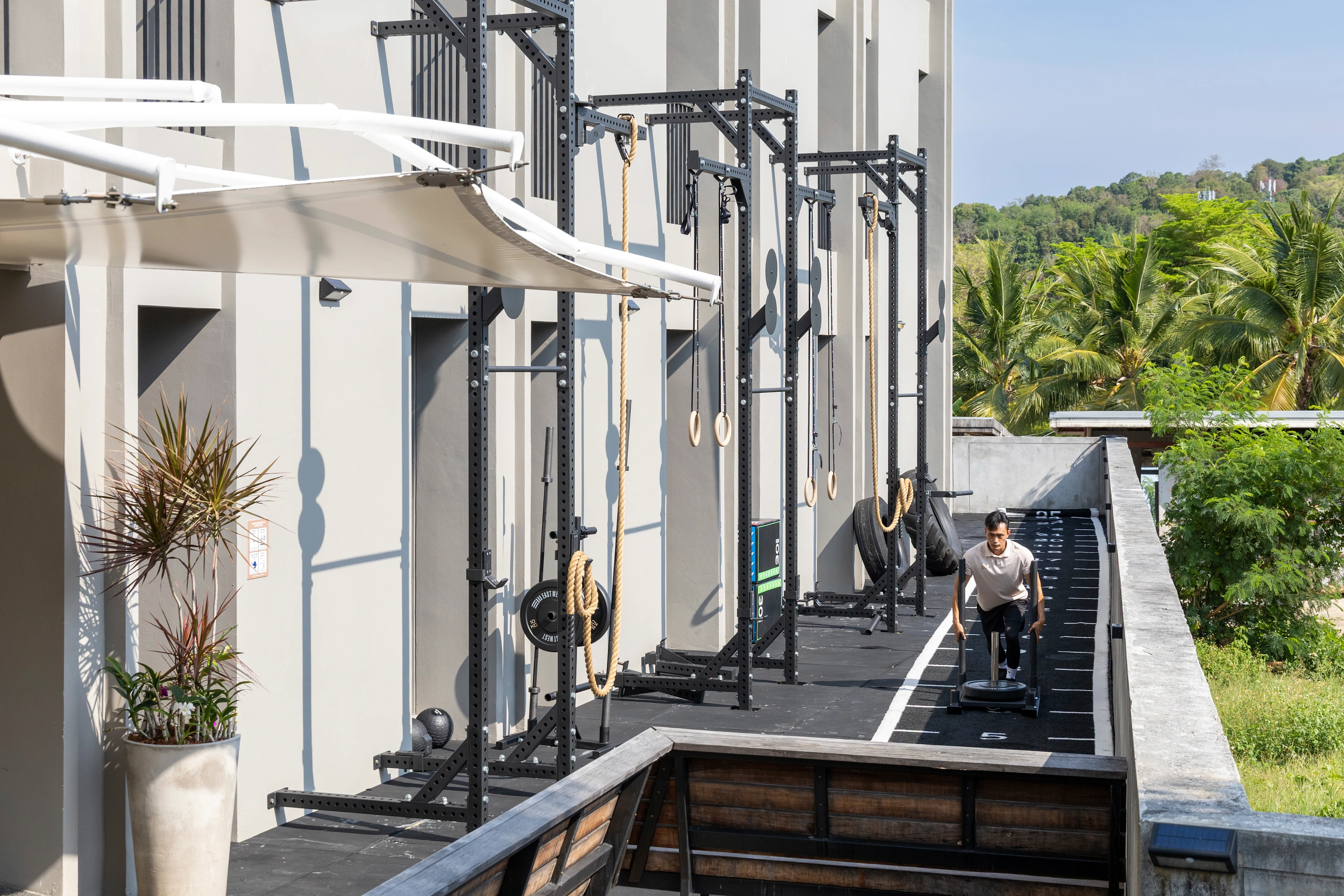 Utendørs gym på Varana the Wellcation Experience