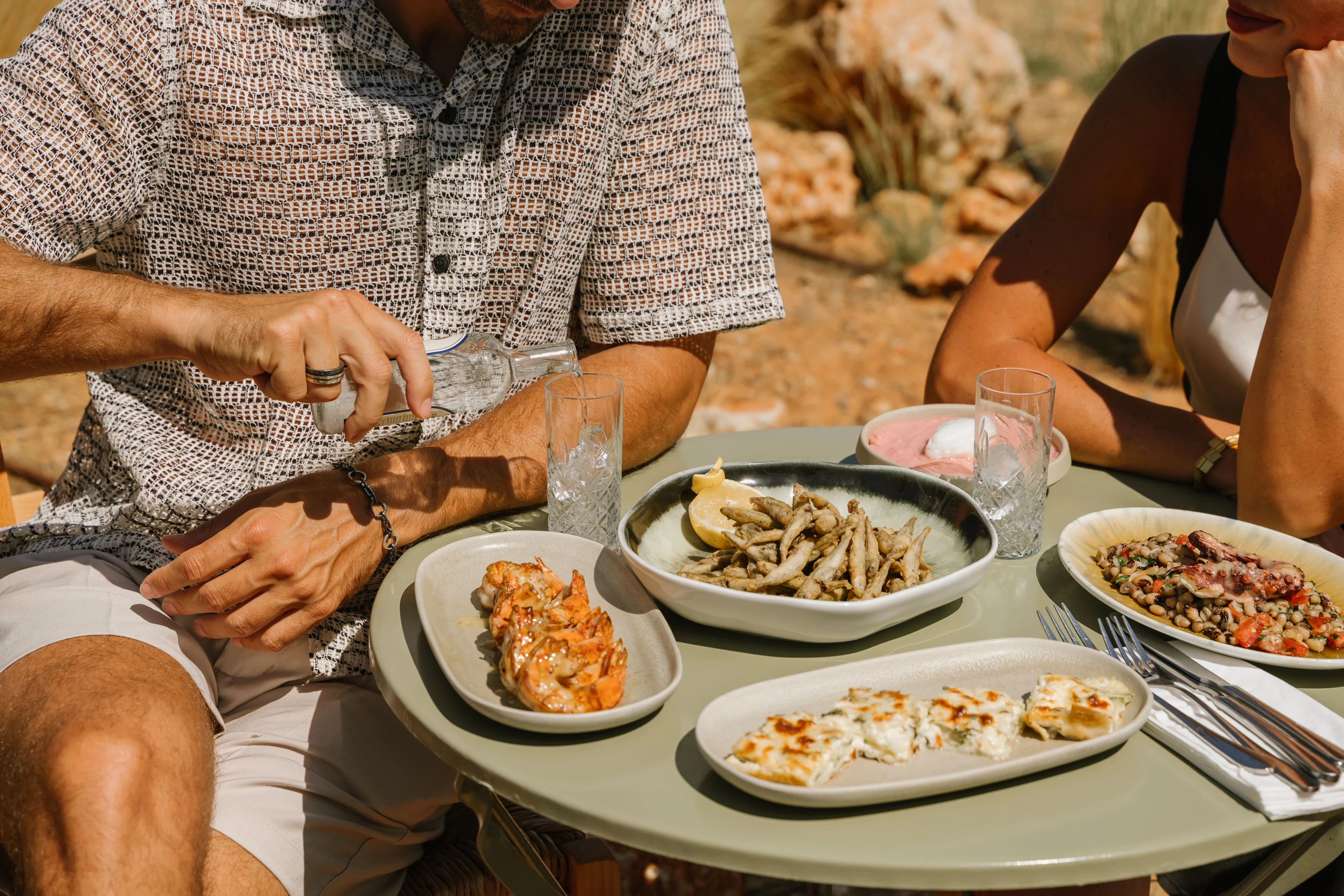 dukat bord på Almyra