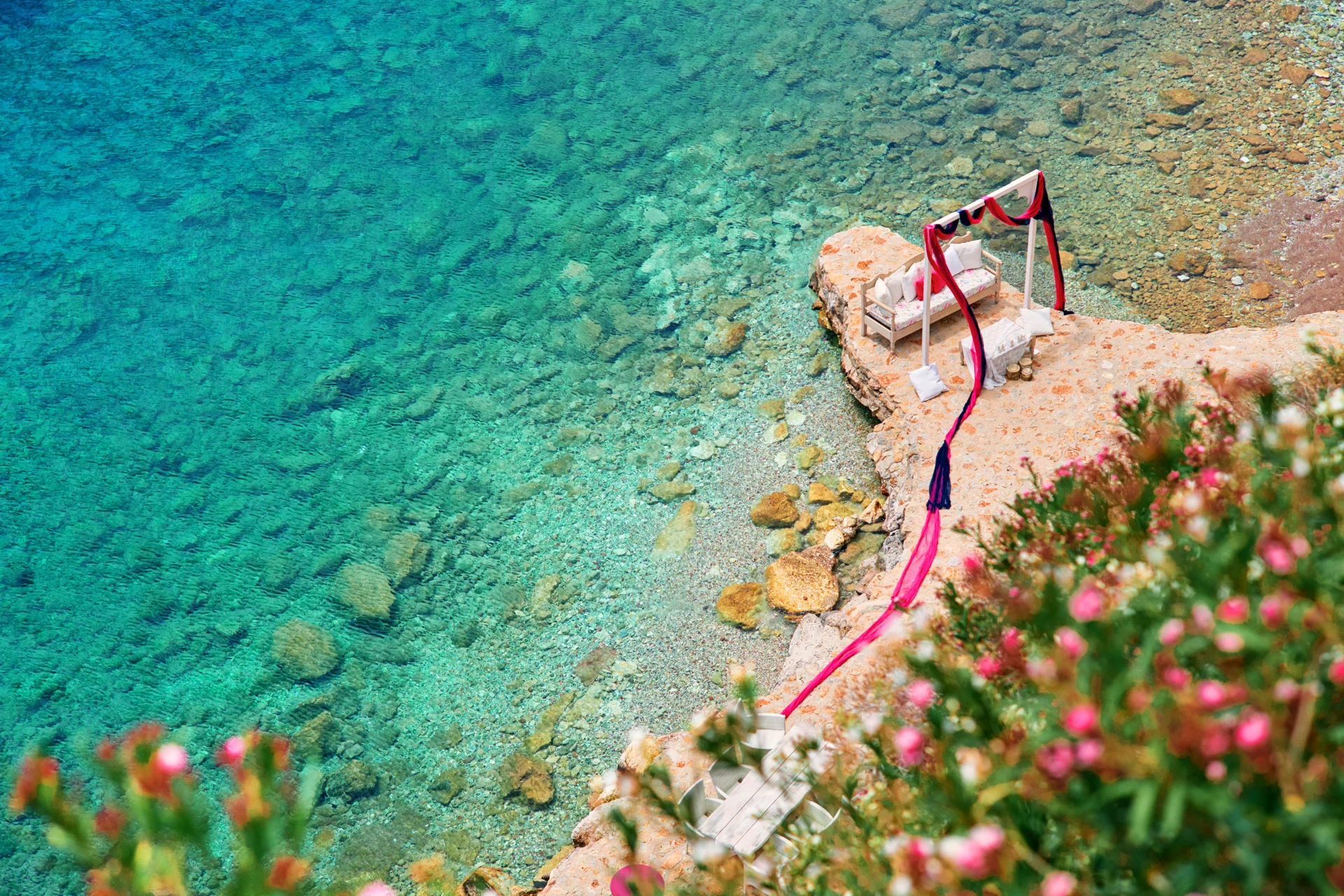 Iilido rock Tilos