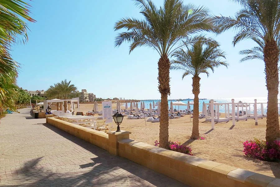 sahlhasheesh-beach 