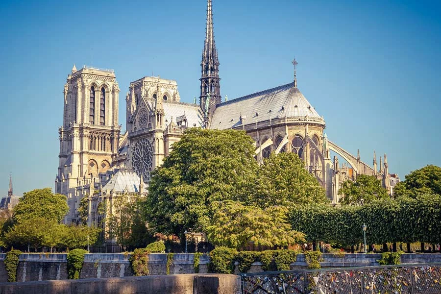 notre dame paris