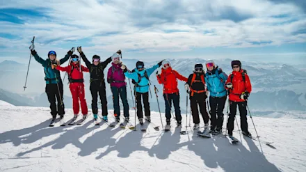 SKolungdomar på skidresa
