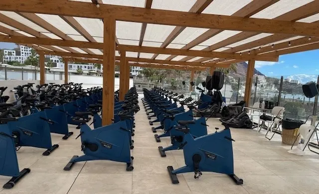 Spinningcyklar på Playitas resort