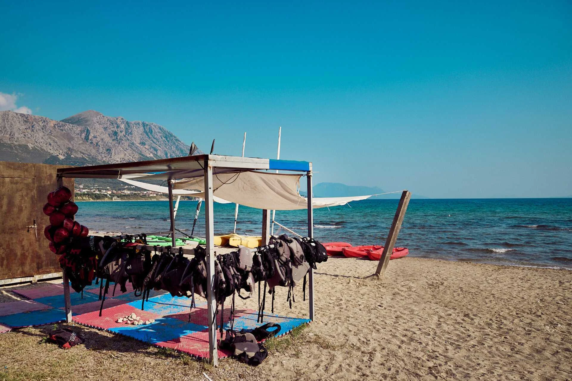 Vattensport på stranden