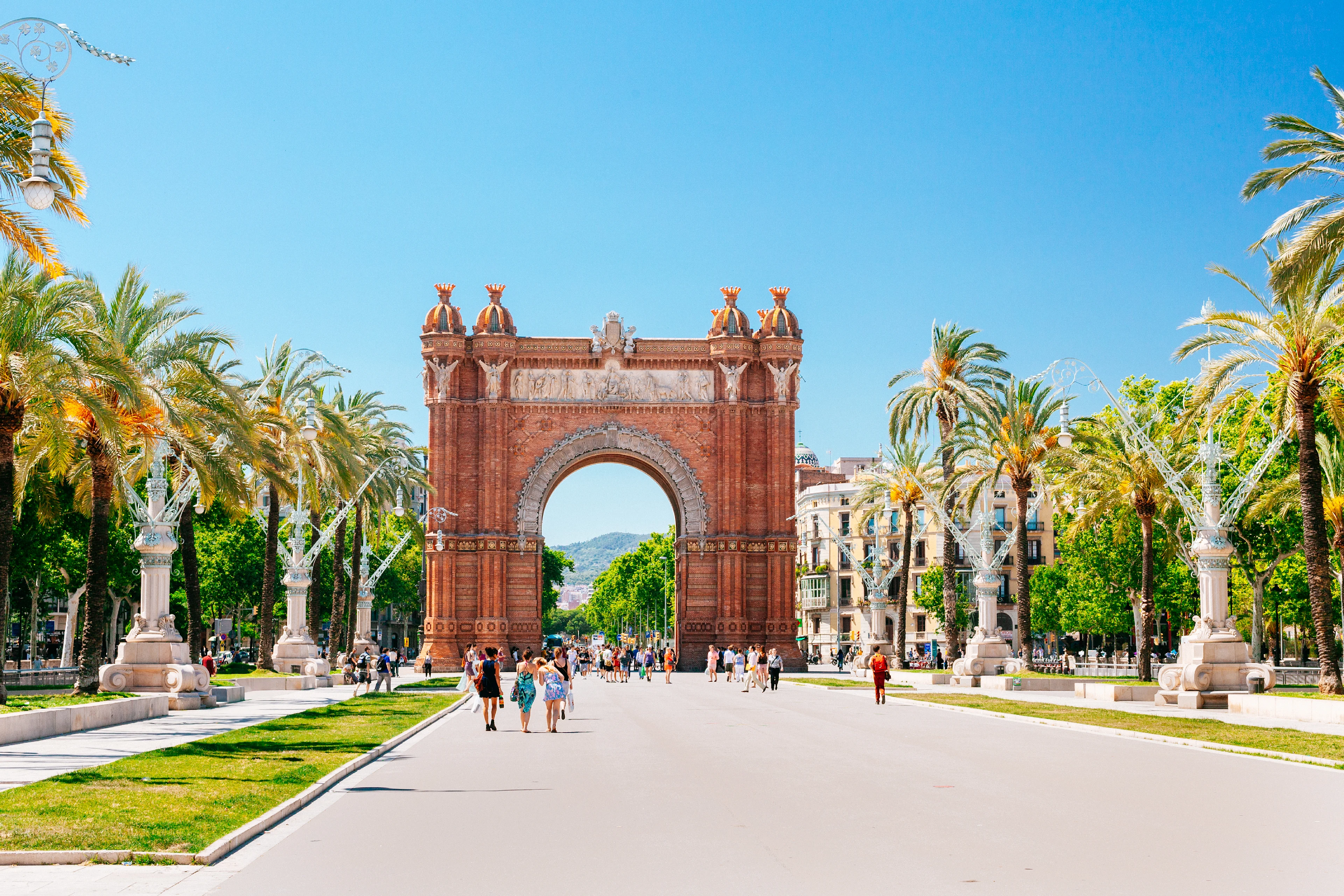 Utsikt över Arc de Triomf i Barcelona