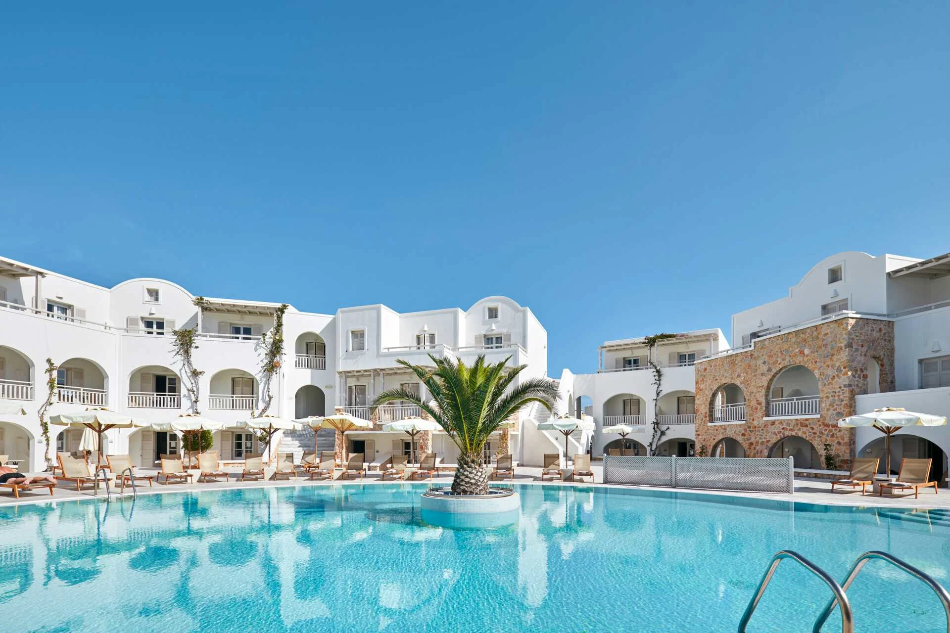 Aegean Plaza på Santorini