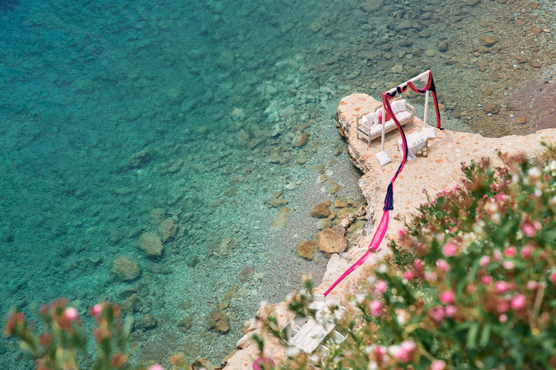 grekland tilos Ilidi rock klippa kristallklart vatten