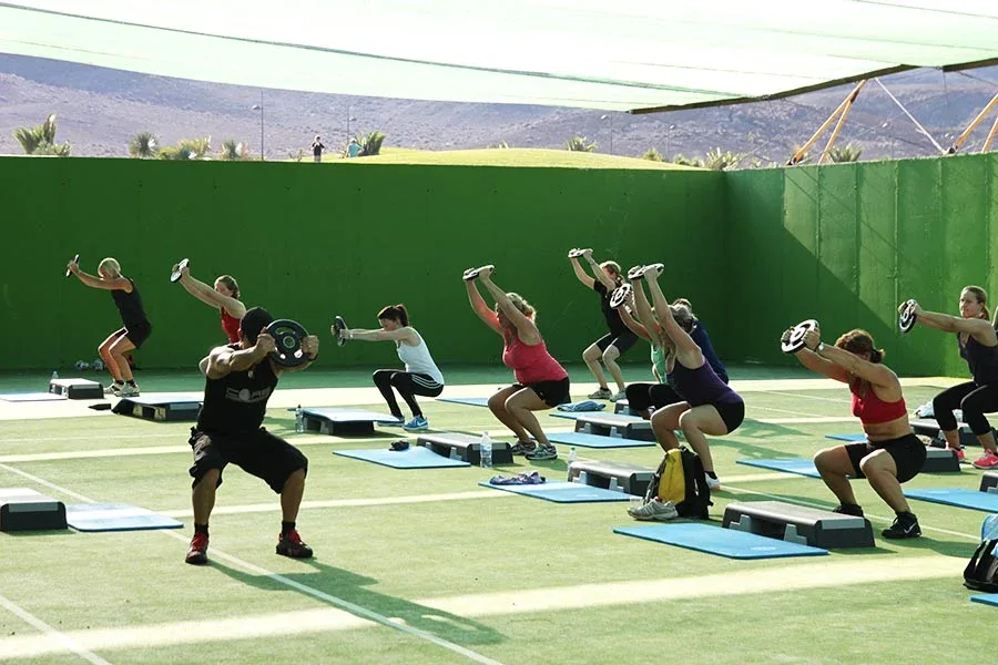 Fitness gruppträning 