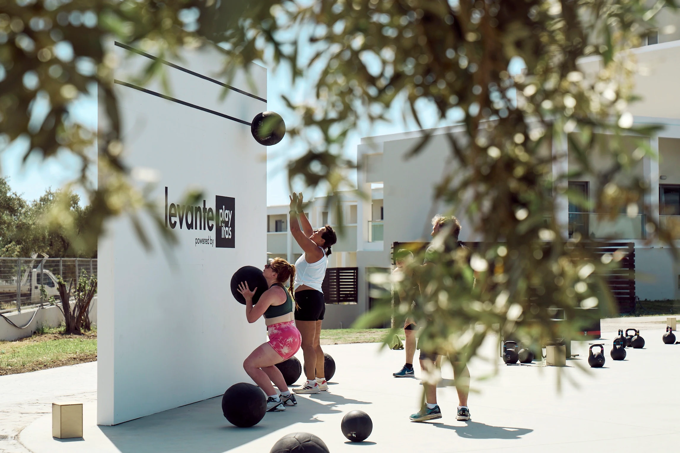 Wallballs bij Levante - powered by playitas