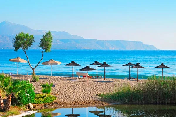 Almyrida & Kalives strand