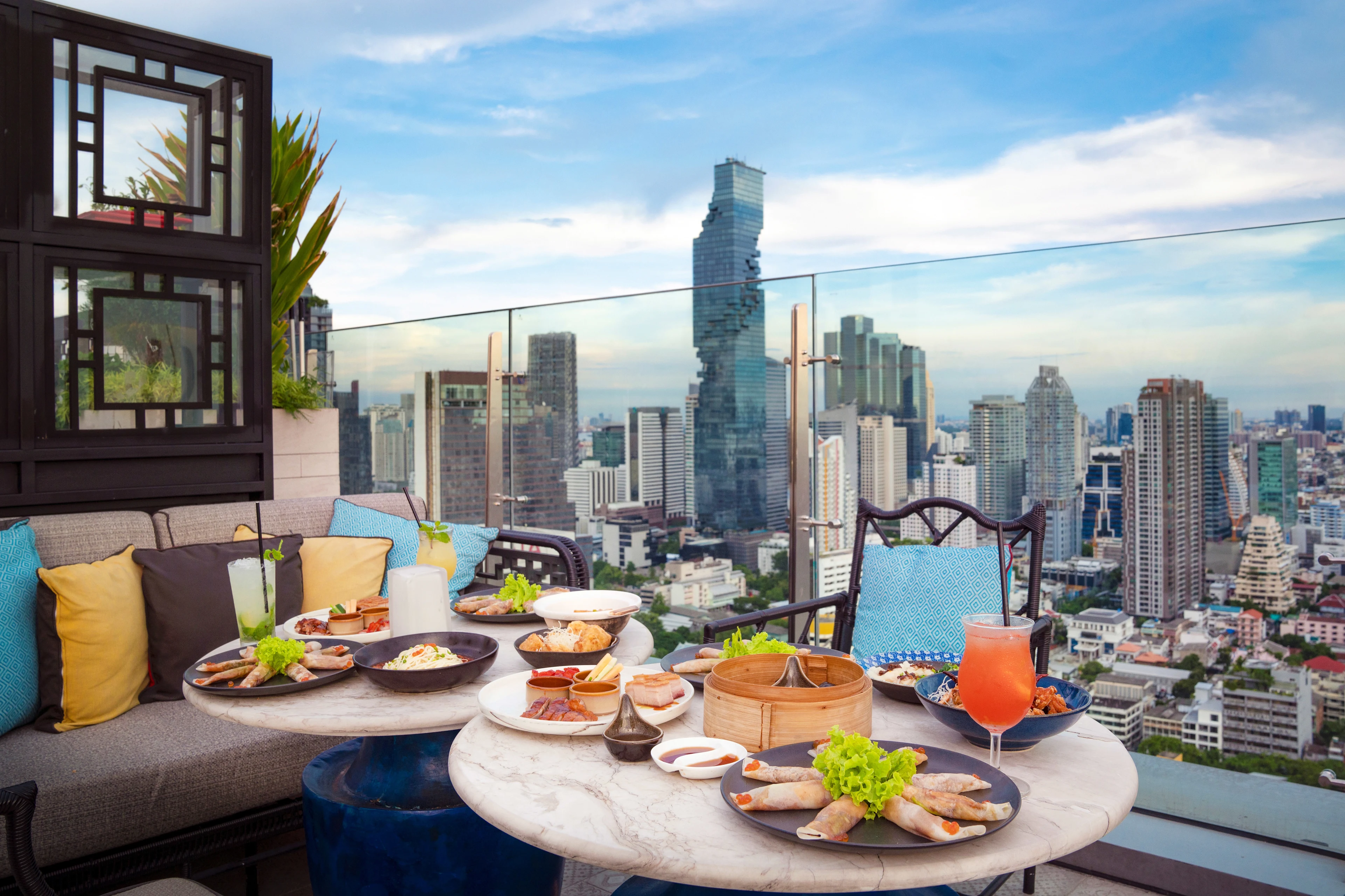 Tagterrassebar i Bangkok