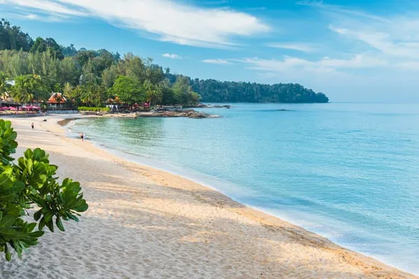 khao lak strand