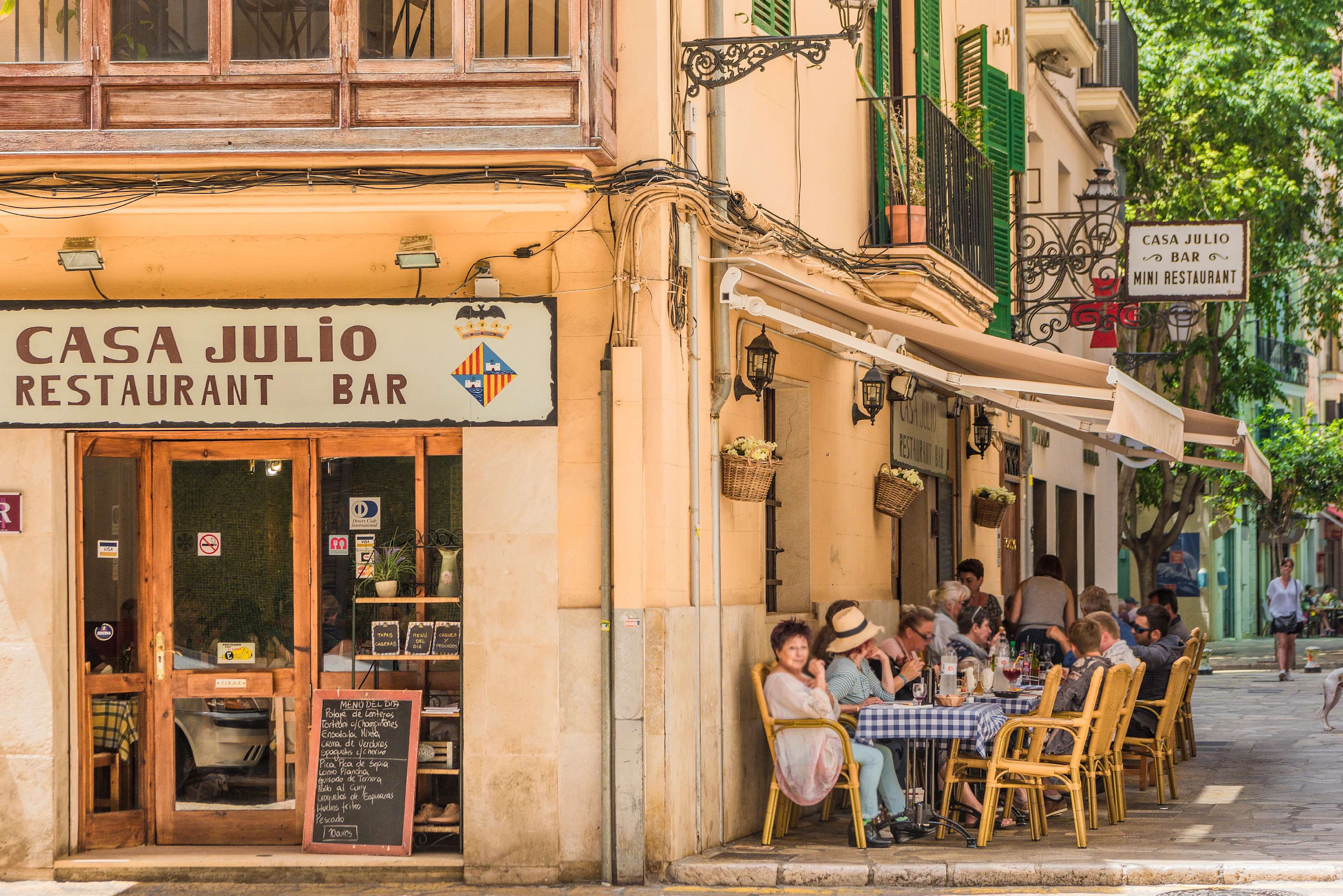 Restaurant met gezellig terras in Palma