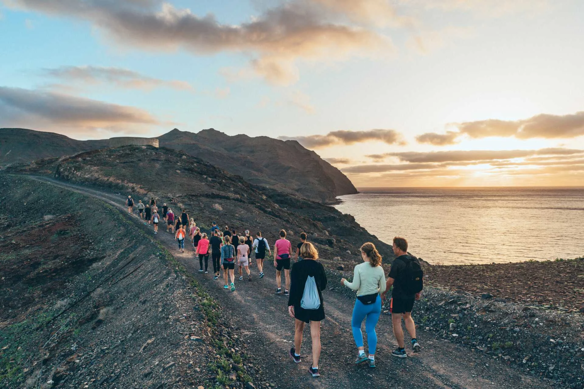 Grupp som promenerar