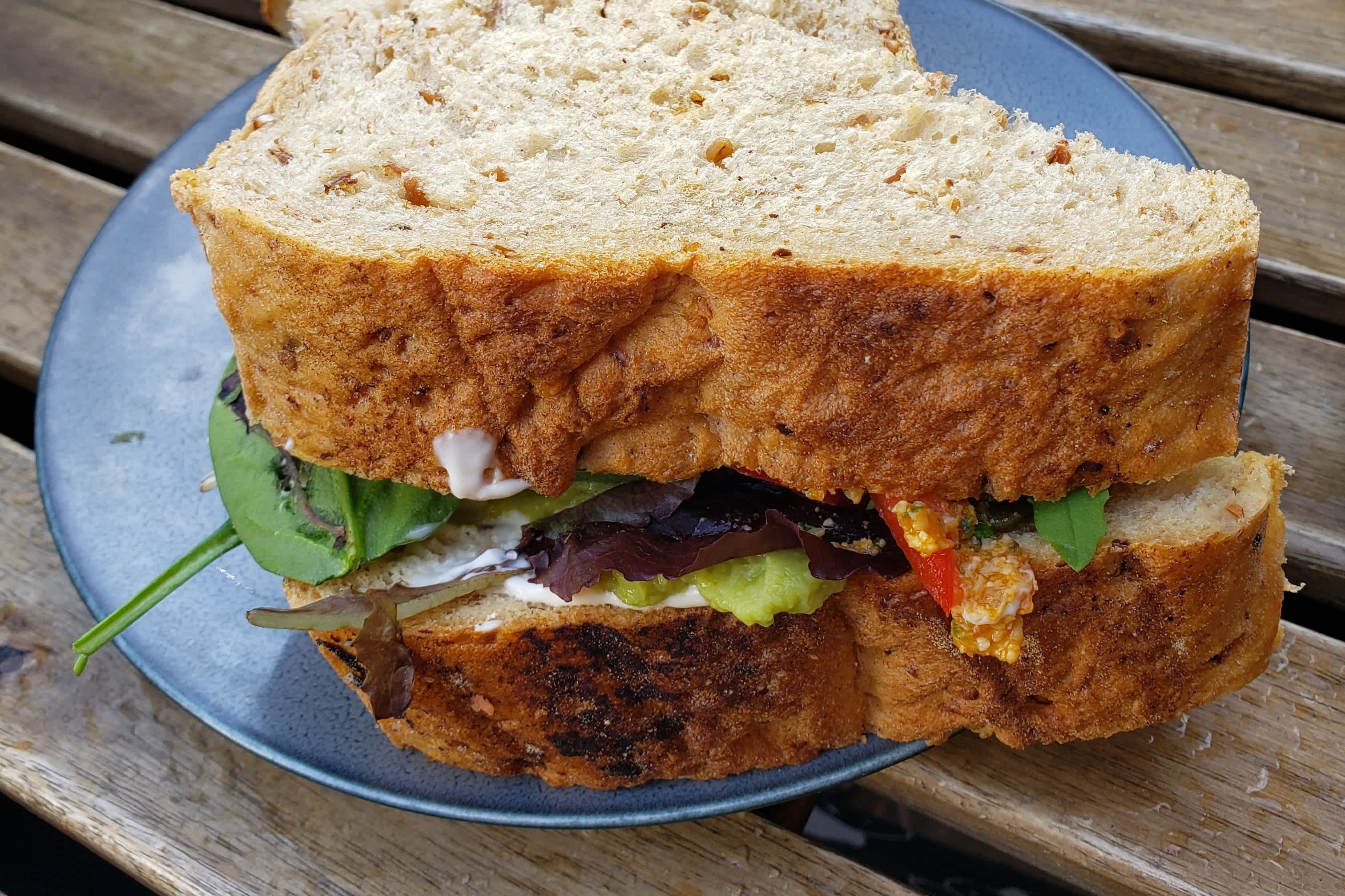 Andy Li, CC0, via Wikimedia Commons