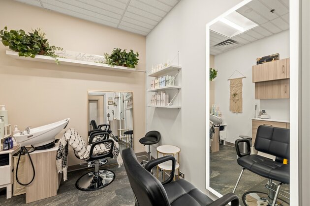 Sola Salons