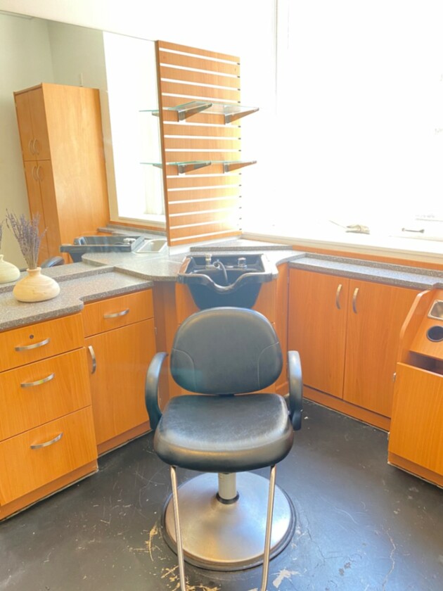 Sola Salon Studios