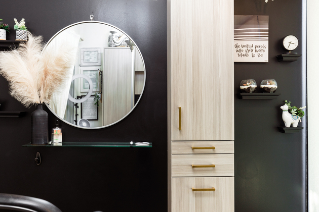 Sola Salons