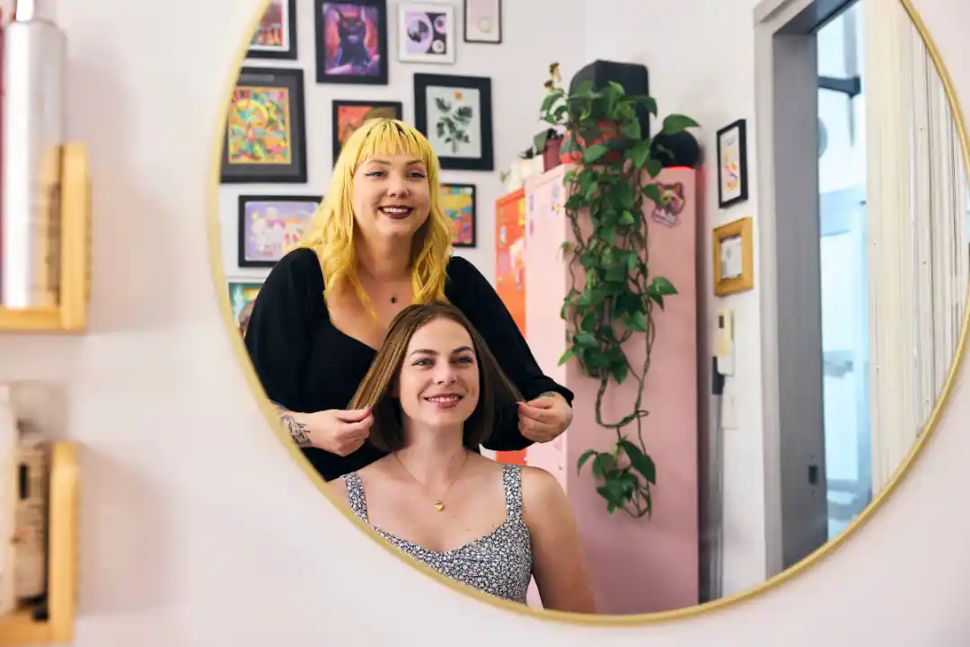 Sola Salons