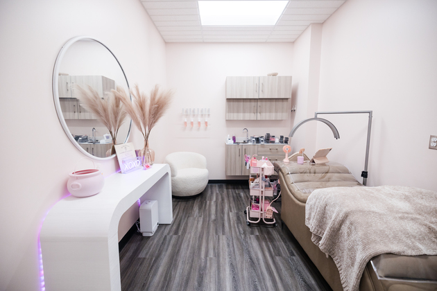 Sola Salon Studios