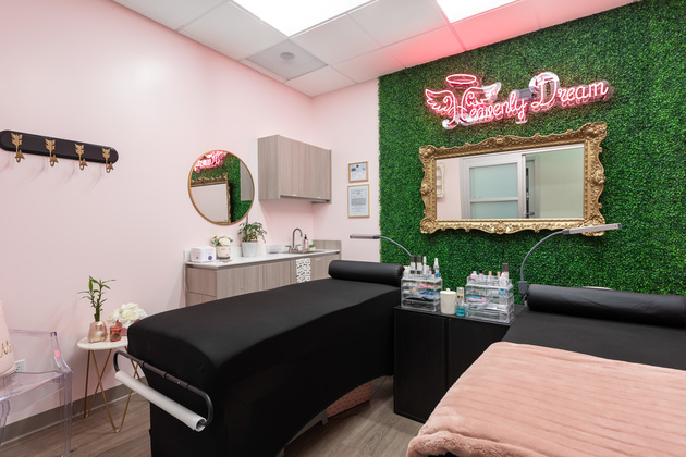 Sola Salons