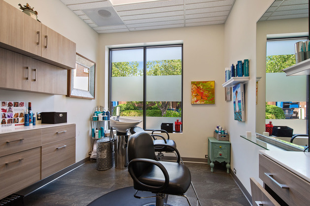 Sola Salons