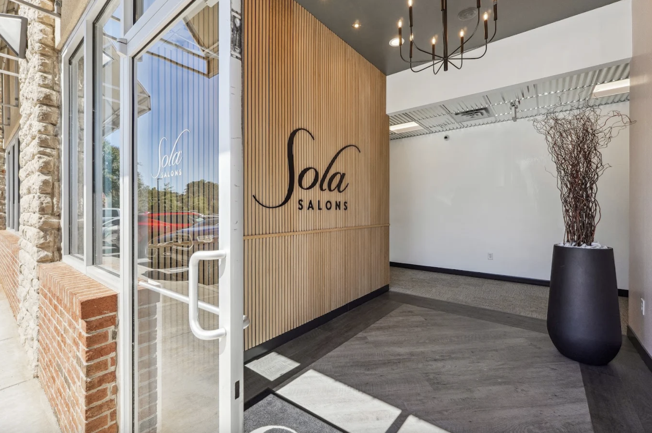 Salon Suite Rentals at Port Orange in Port Orange | Sola Salons