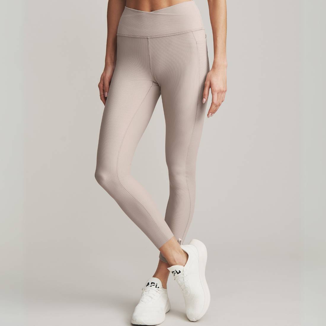 04.25-womens-new-to-rhone-3block-bottoms
