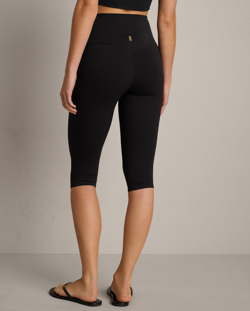 Revive™ Capri Legging
